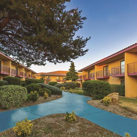 Baymont By Wyndham Tehachapi Hotel Exterior foto
