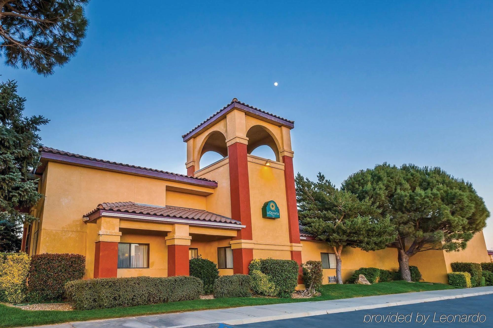 Baymont By Wyndham Tehachapi Hotel Exterior foto